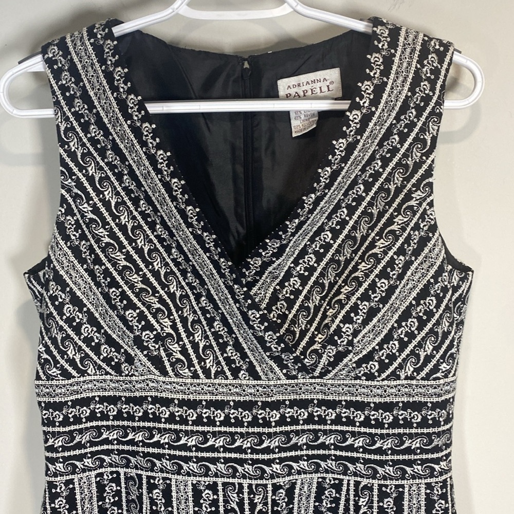 Adrianna Papell Black White Embroidered Fit Flare Midi Dress Size 8 - Picture 7 of 8